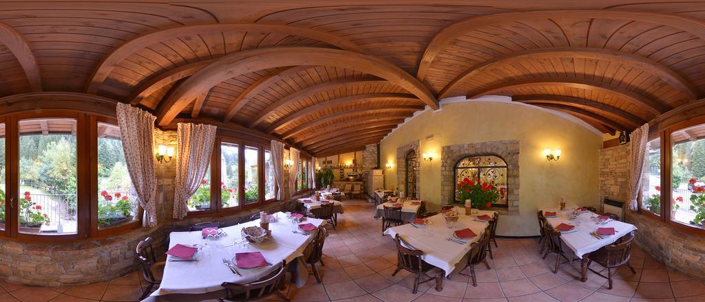 בית הארחה קוליו 	Agriturismo Cornei Da Nadia מראה חיצוני תמונה
